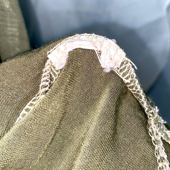 AMERICAN EAGLE OUTF. RAYON OLIVE TANK SZ XL - Picture 11 of 11